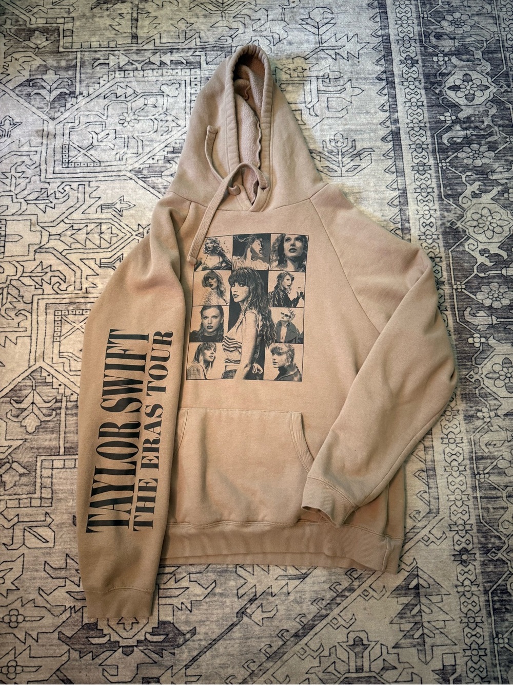 Taylor Swift The Eras Tour Tan  Hoodie Sweatshirt. Size L